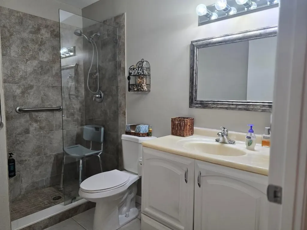 166 Lake Meryl Drive West Palm Beach FL 33411