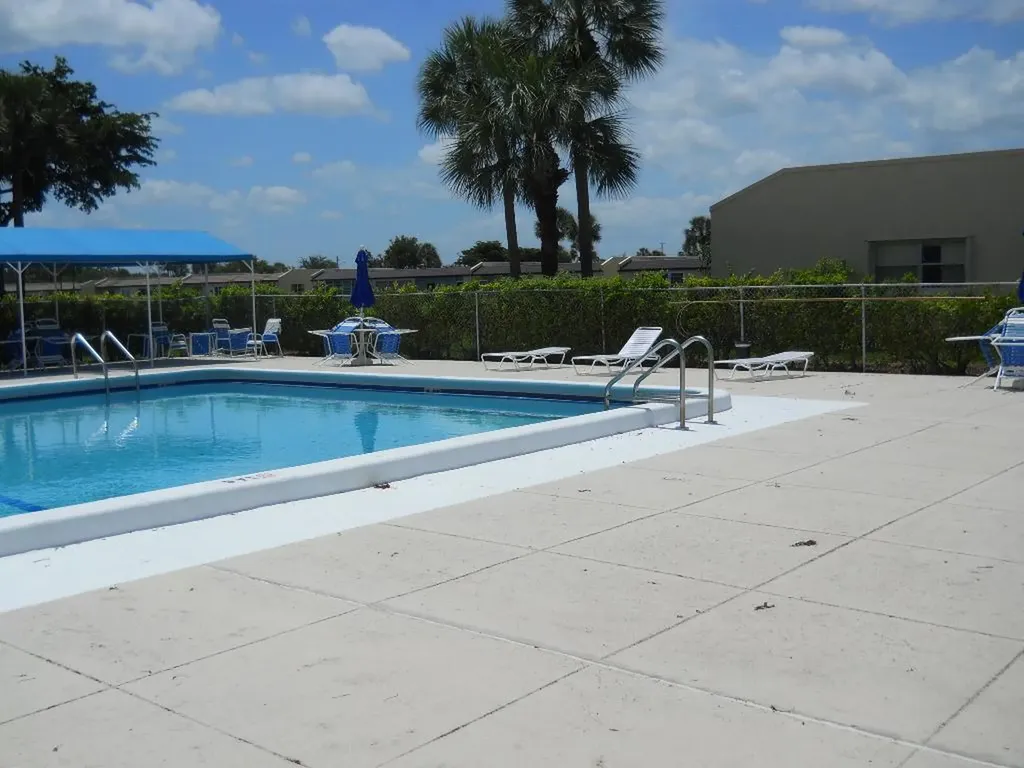 166 Lake Meryl Drive West Palm Beach FL 33411