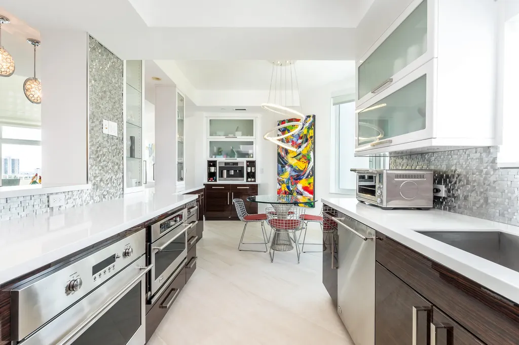 300 SE 5th Avenue Boca Raton FL 33432