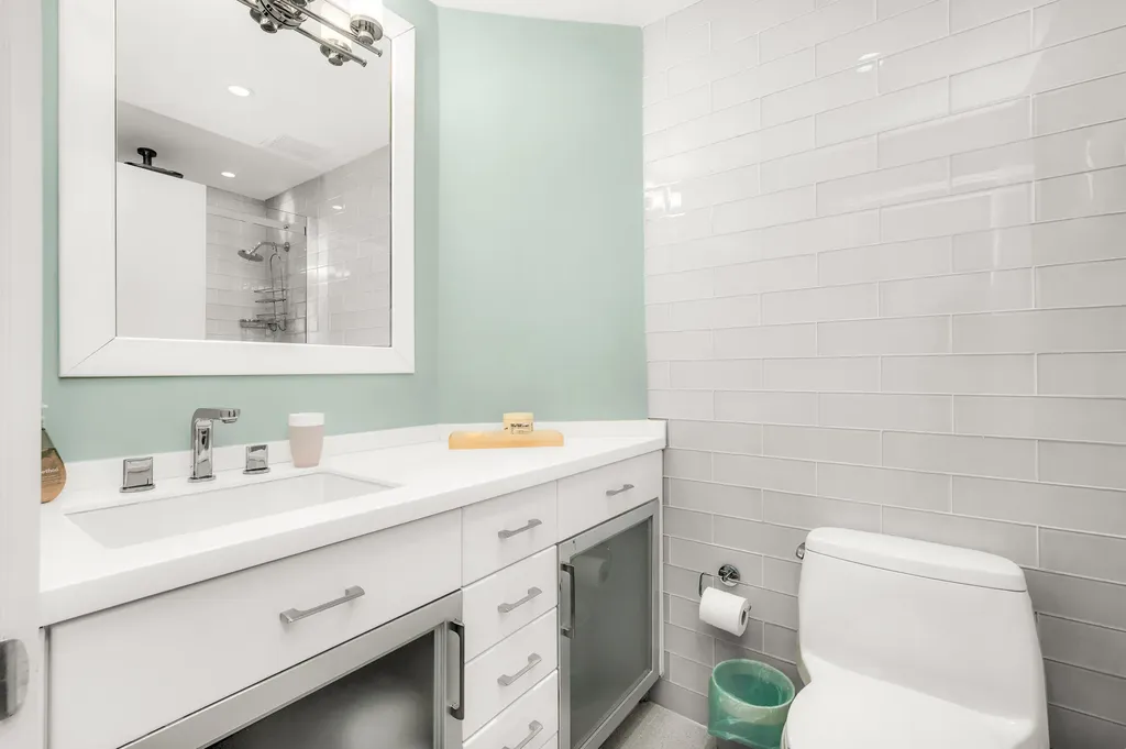 300 SE 5th Avenue Boca Raton FL 33432