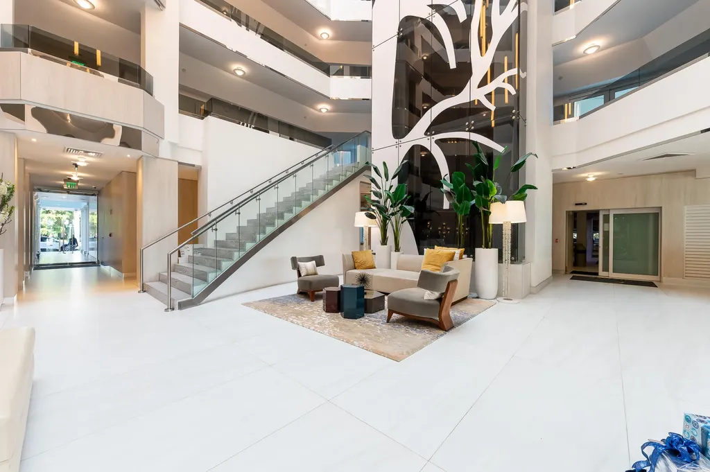 300 SE 5th Avenue Boca Raton FL 33432