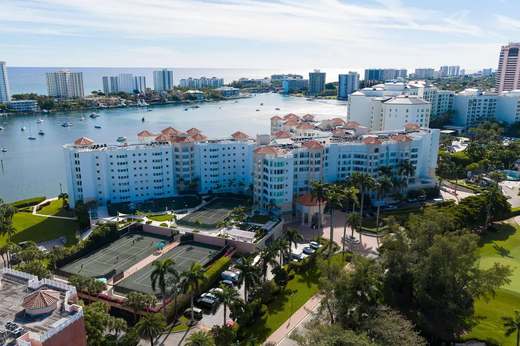 300 SE 5th Avenue Boca Raton FL 33432