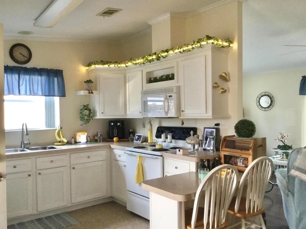 11 SE Hidalgo Lane Port St Lucie FL 34952