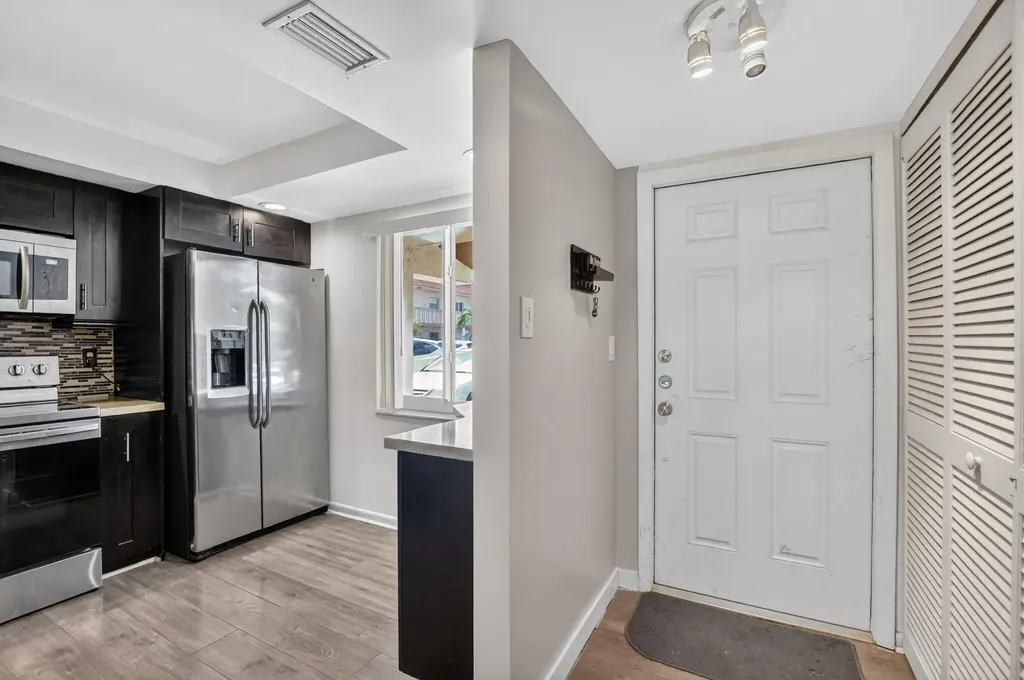 9220 SW 3rd Street Boca Raton FL 33428