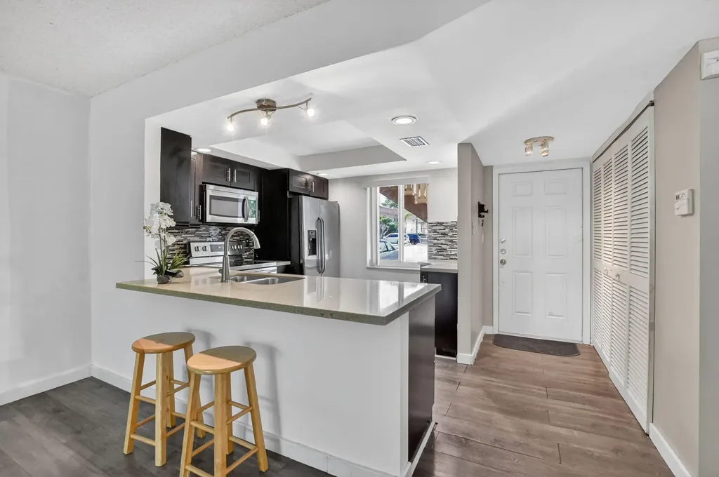 9220 SW 3rd Street Boca Raton FL 33428