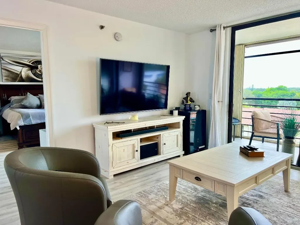 7770 Tahiti Lane Lake Worth FL 33467