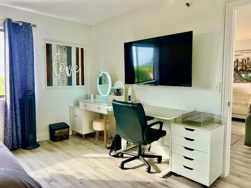 7770 Tahiti Lane Lake Worth FL 33467