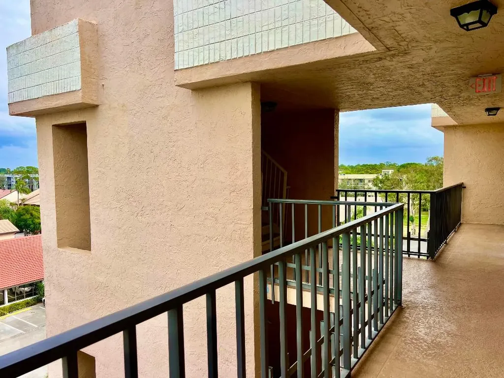 7770 Tahiti Lane Lake Worth FL 33467