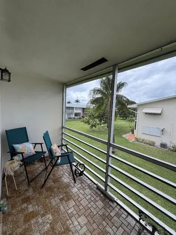 70 Easthampton C West Palm Beach FL 33417