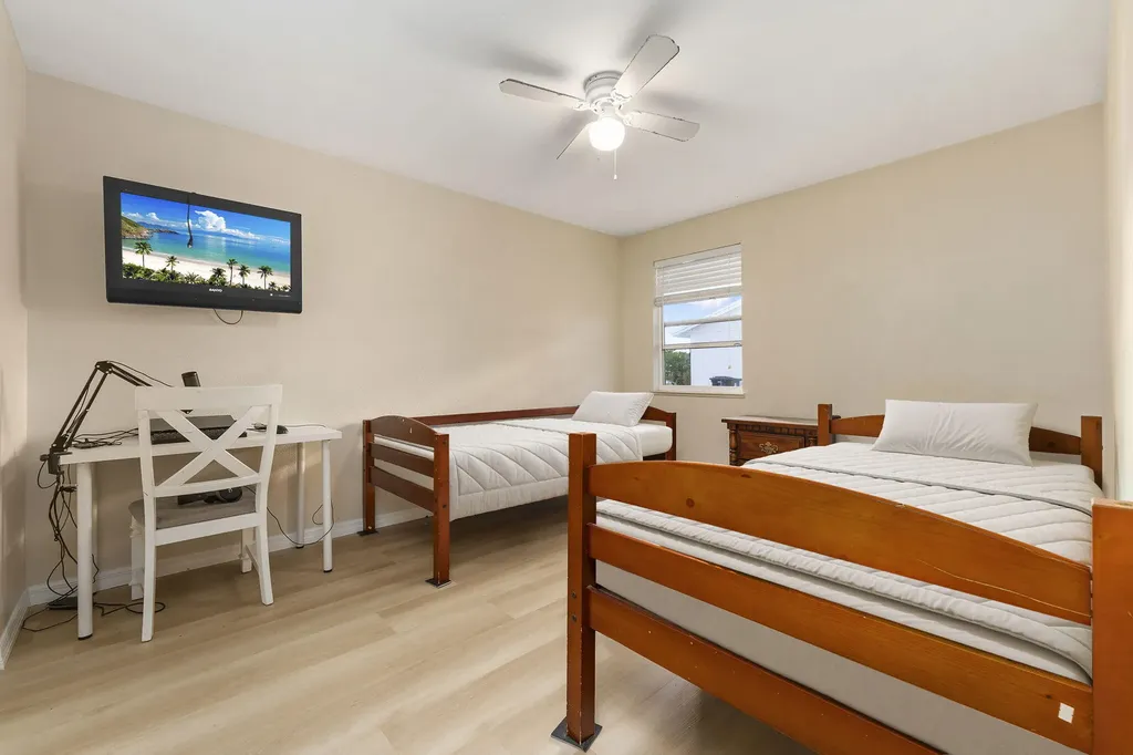 449 SE Oakridge Drive Port St Lucie FL 34984
