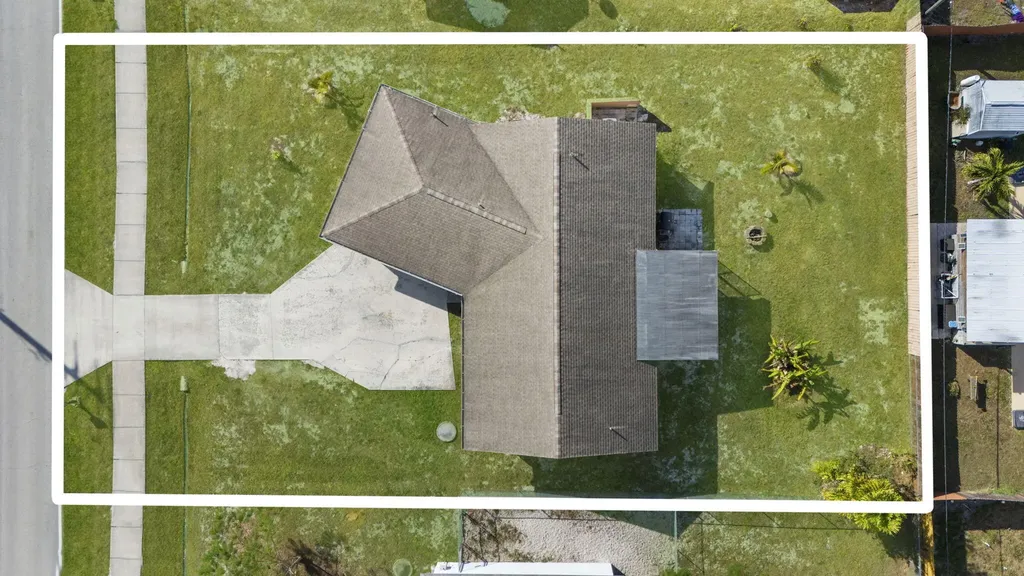 449 SE Oakridge Drive Port St Lucie FL 34984