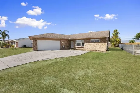 449 SE Oakridge Drive Port St Lucie FL 34984