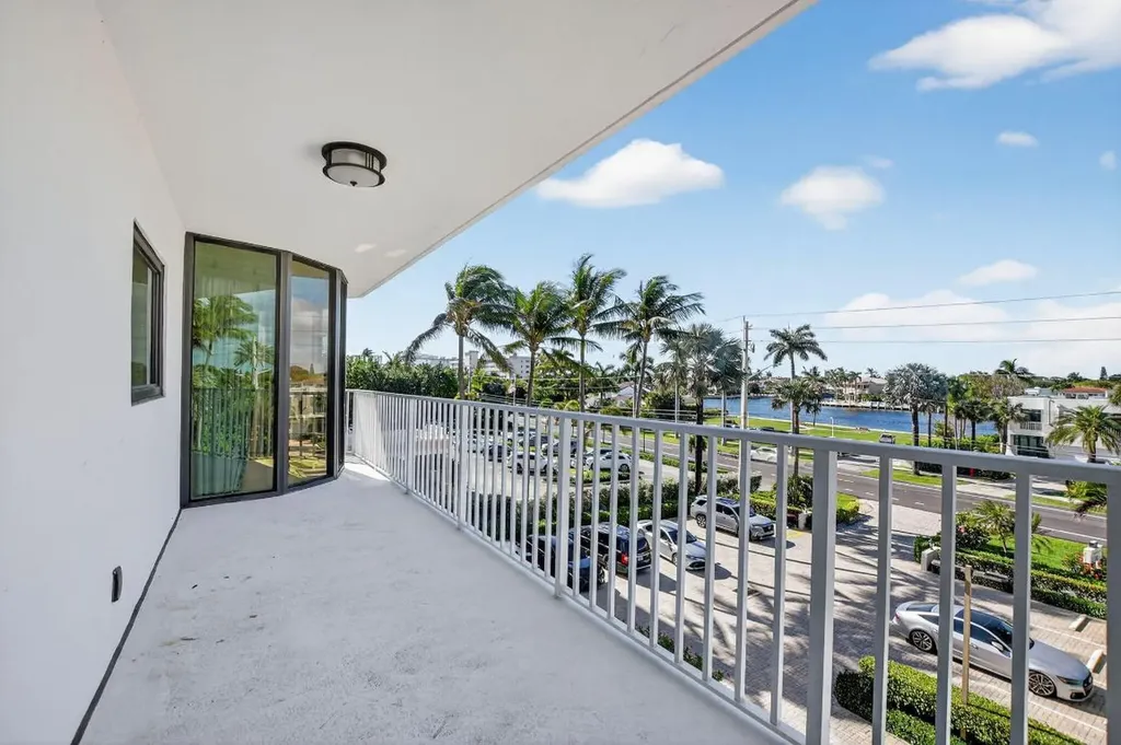 2917 S Ocean Boulevard Highland Beach FL 33487