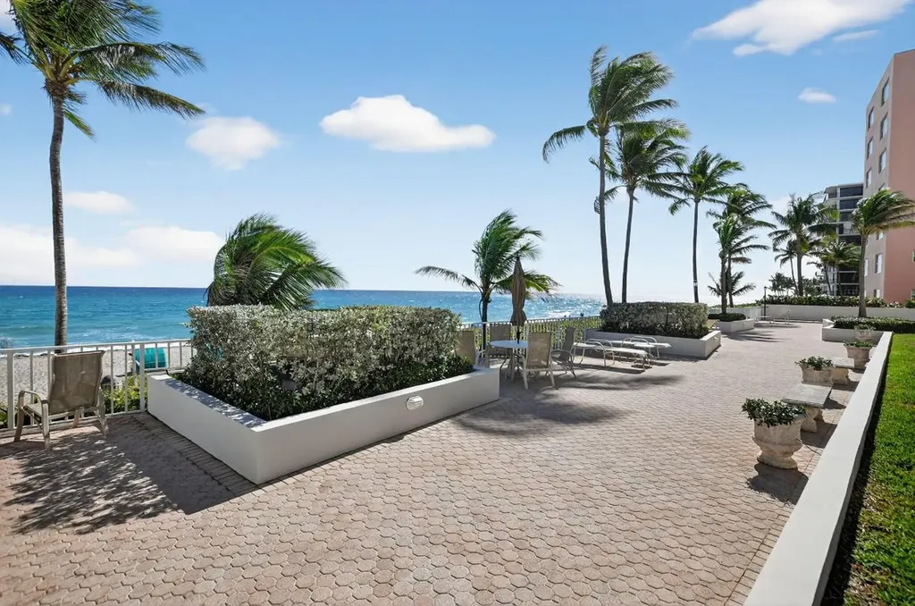 2917 S Ocean Boulevard Highland Beach FL 33487