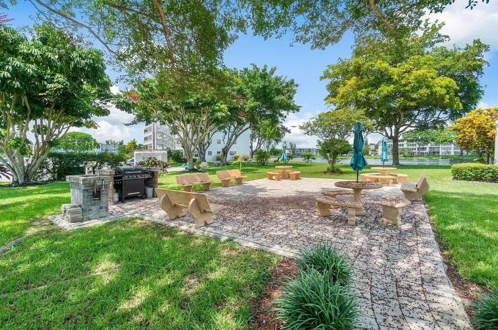 3024 Oakridge D Deerfield Beach FL 33442