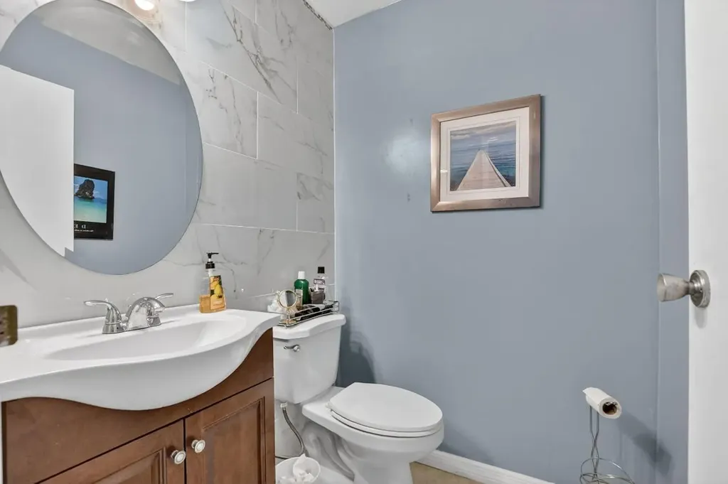 471 Monaco J Delray Beach FL 33446