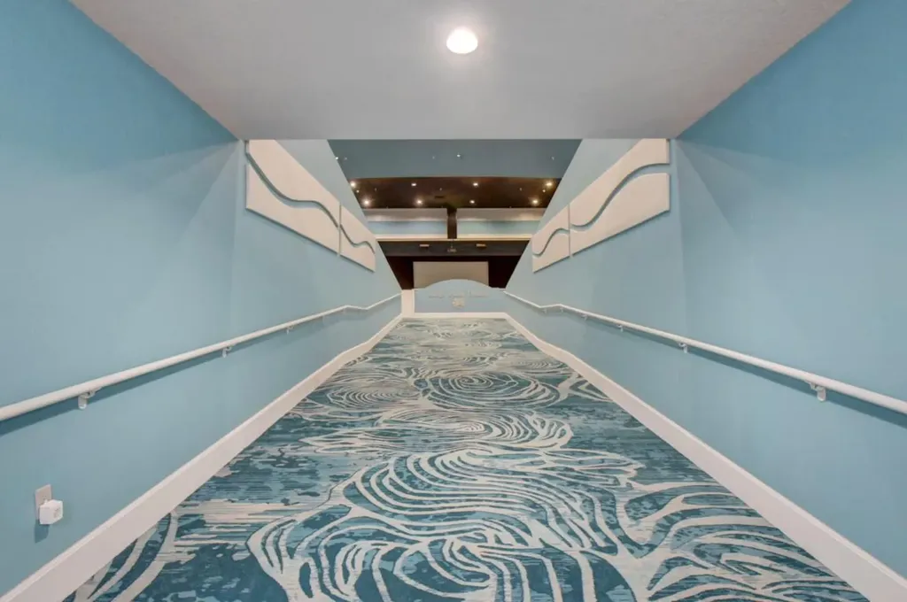 471 Monaco J Delray Beach FL 33446