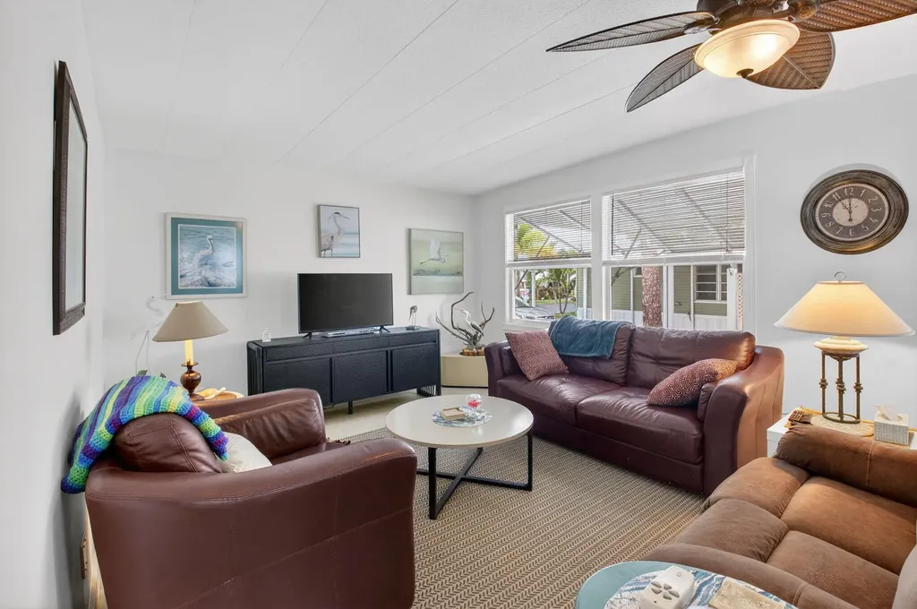 9020 Fomento Bay Boynton Beach FL 33436