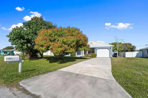 2361 SE Bounty Avenue Port St Lucie FL 34952