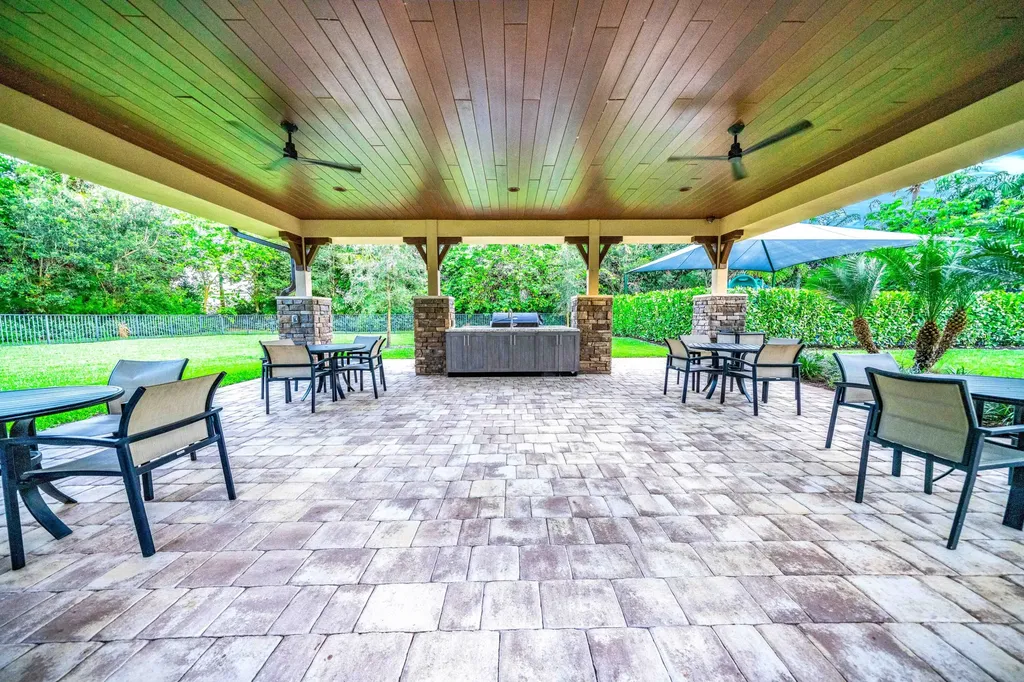 9244 Grand Prix Lane Boynton Beach FL 33472