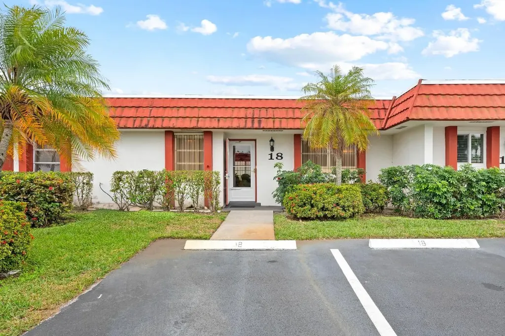 5800 Fernley Drive W West Palm Beach FL 33415