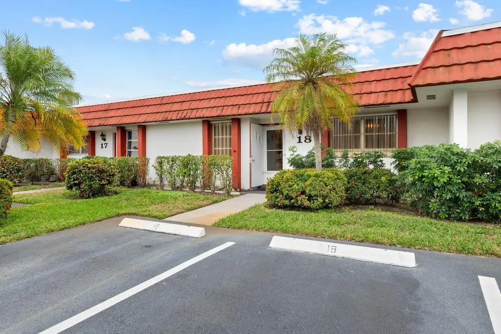 5800 Fernley Drive W West Palm Beach FL 33415