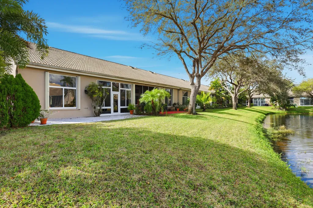 5405 Monterey Circle Delray Beach FL 33484