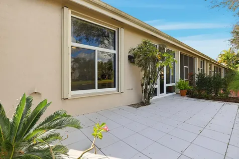 5405 Monterey Circle Delray Beach FL 33484