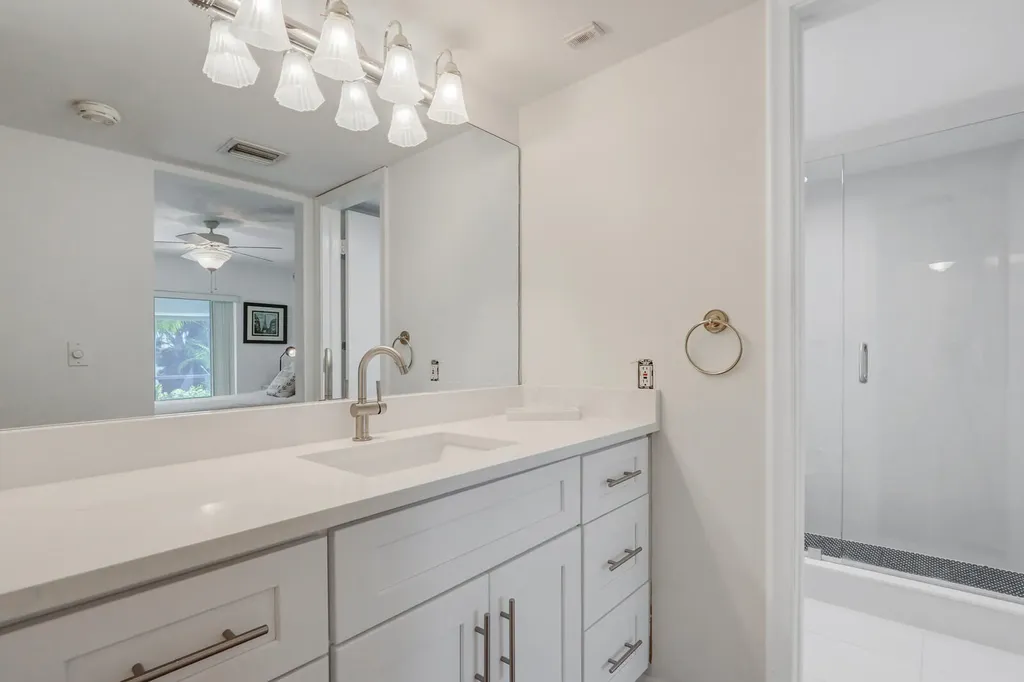 5540 Tamberlane Circle Palm Beach Gardens FL 33418