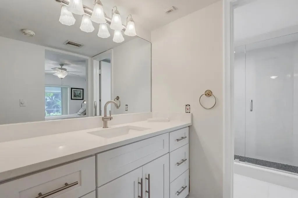 5540 Tamberlane Circle Palm Beach Gardens FL 33418