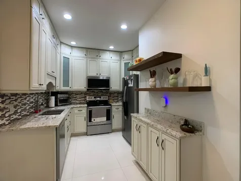 10465 Mateo Court Boca Raton FL 33498