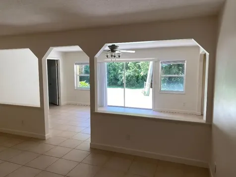 956 Tulip Lane Vero Beach FL 32963
