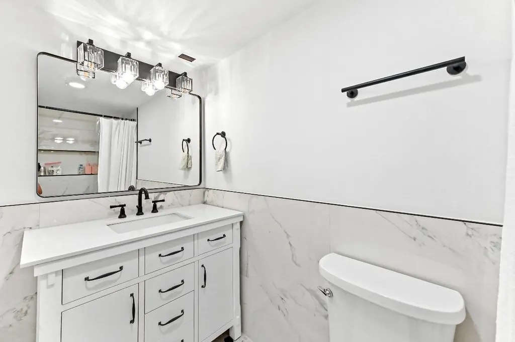 5700 NW 2nd Avenue Boca Raton FL 33487