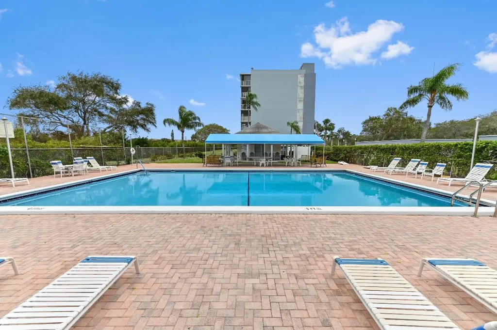 5700 NW 2nd Avenue Boca Raton FL 33487
