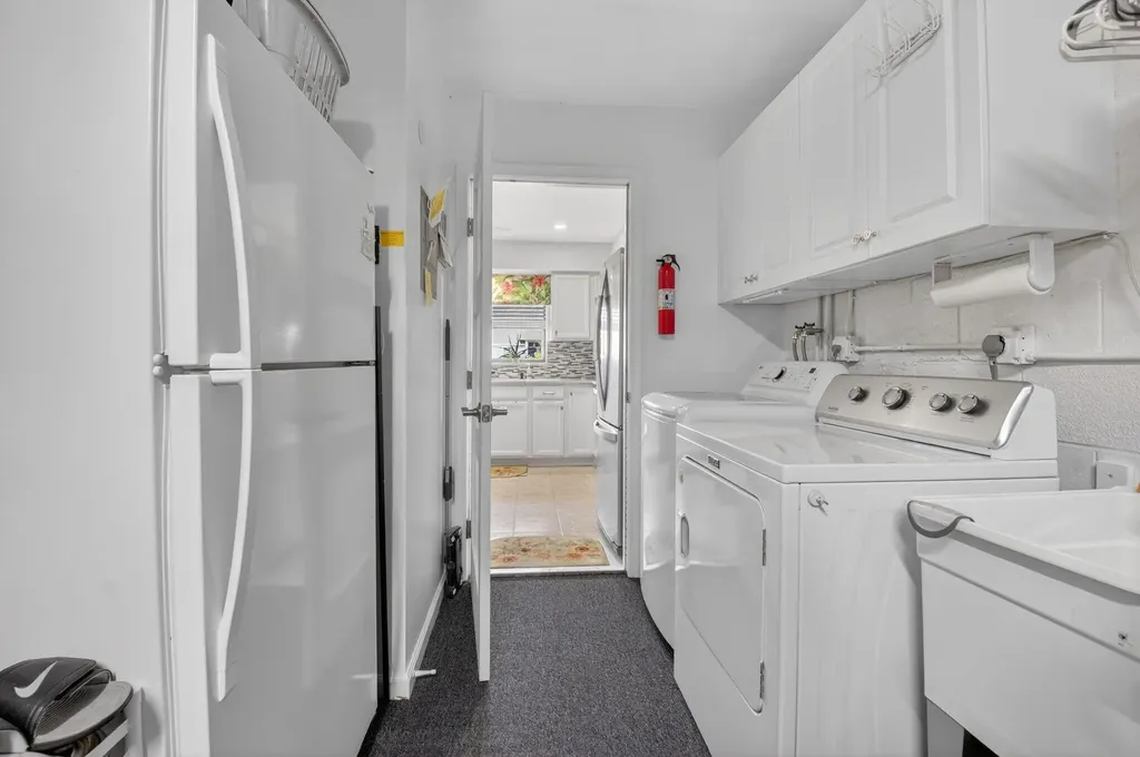 9825 Tabebuia Tree Drive Boynton Beach FL 33436