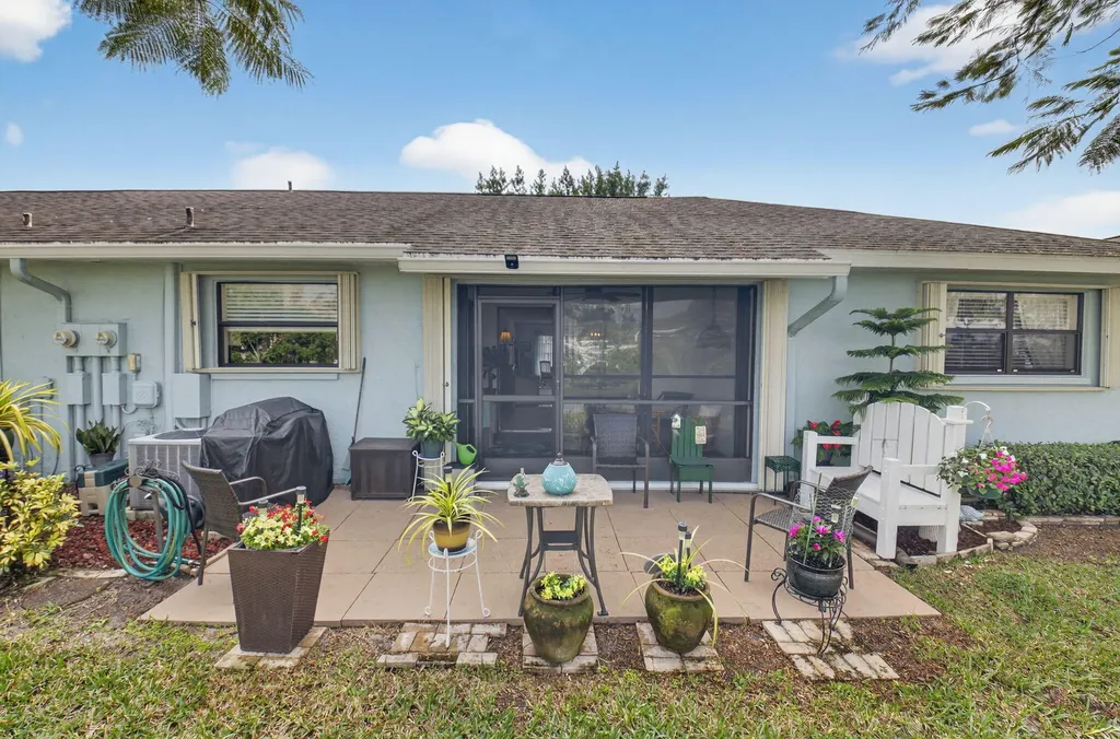 9825 Tabebuia Tree Drive Boynton Beach FL 33436