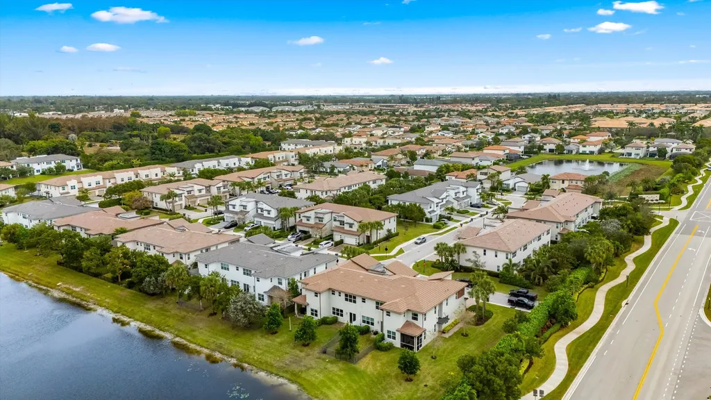 9059 Kingsmoor Way Lake Worth FL 33467