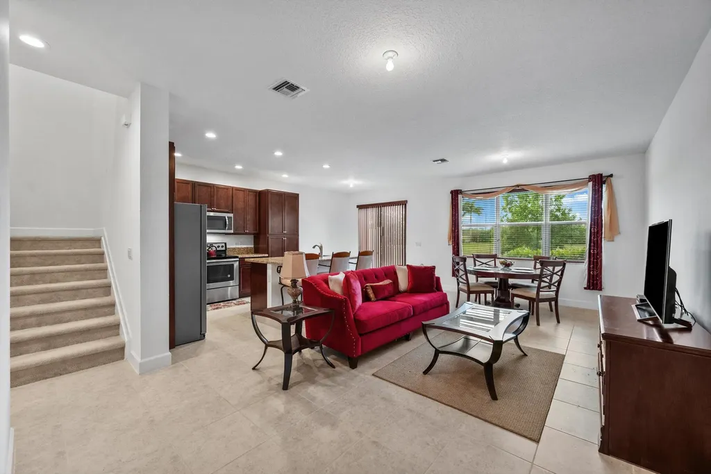 9059 Kingsmoor Way Lake Worth FL 33467