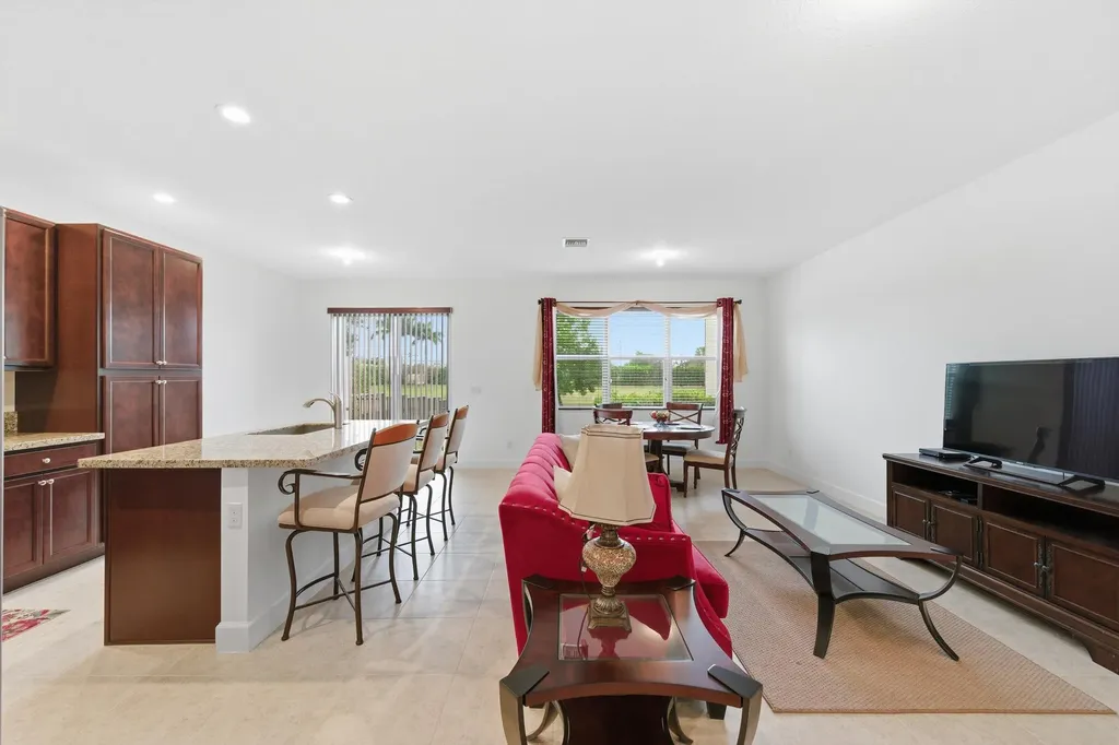 9059 Kingsmoor Way Lake Worth FL 33467