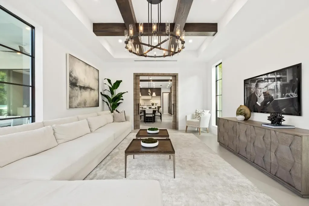 1212 NE 8th Avenue NE Delray Beach FL 33483