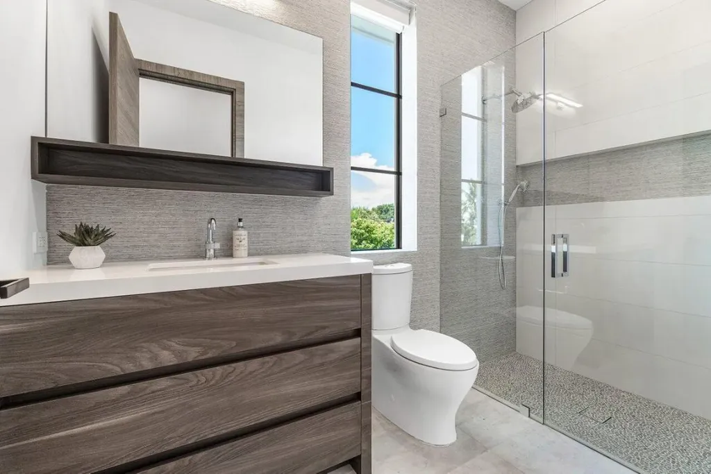 1212 NE 8th Avenue NE Delray Beach FL 33483
