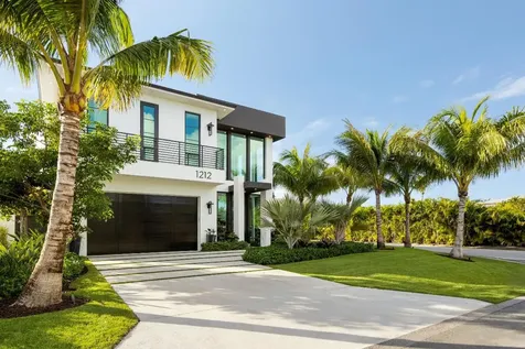 1212 NE 8th Avenue NE Delray Beach FL 33483