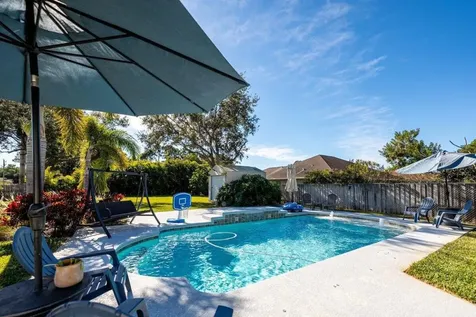 1002 SW Hamrock Avenue Port St Lucie FL 34953
