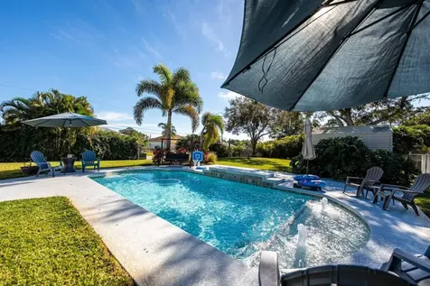 1002 SW Hamrock Avenue Port St Lucie FL 34953