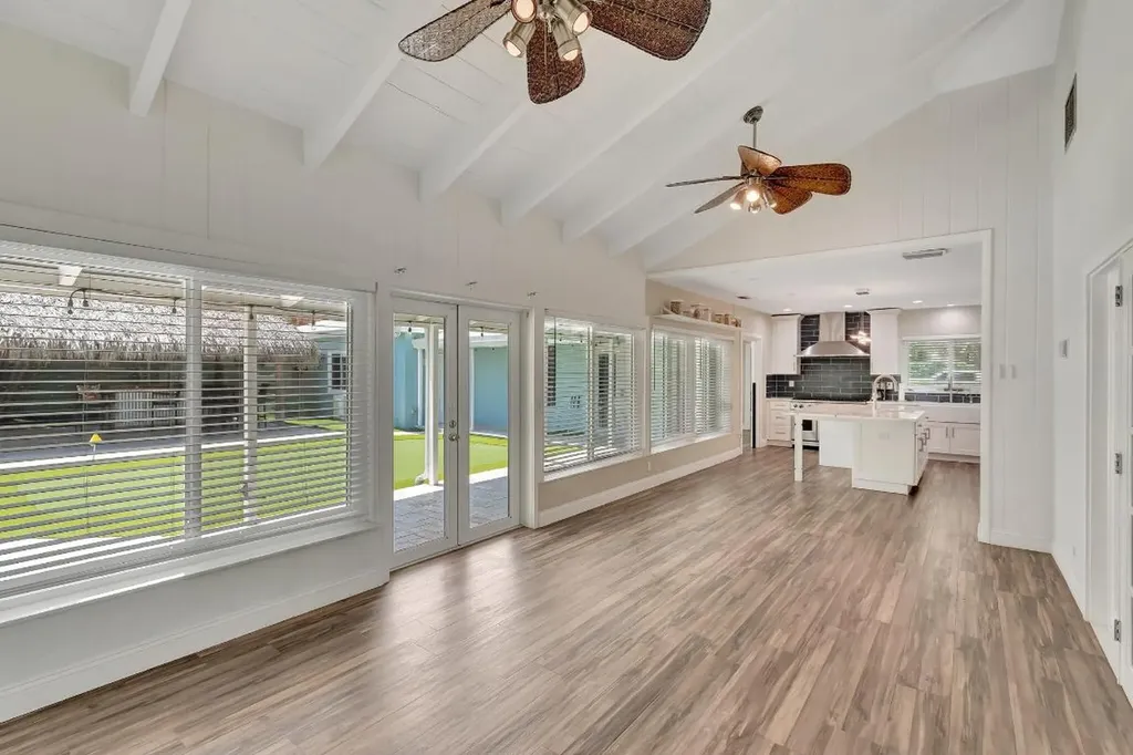 1220 N Swinton Avenue Delray Beach FL 33444