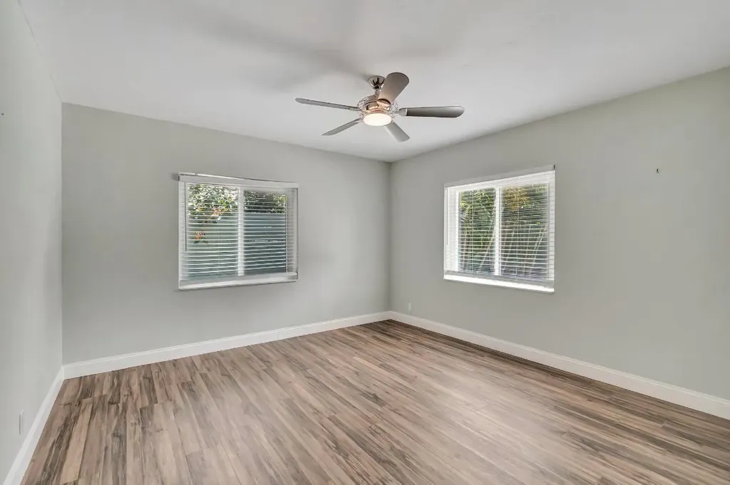 1220 N Swinton Avenue Delray Beach FL 33444