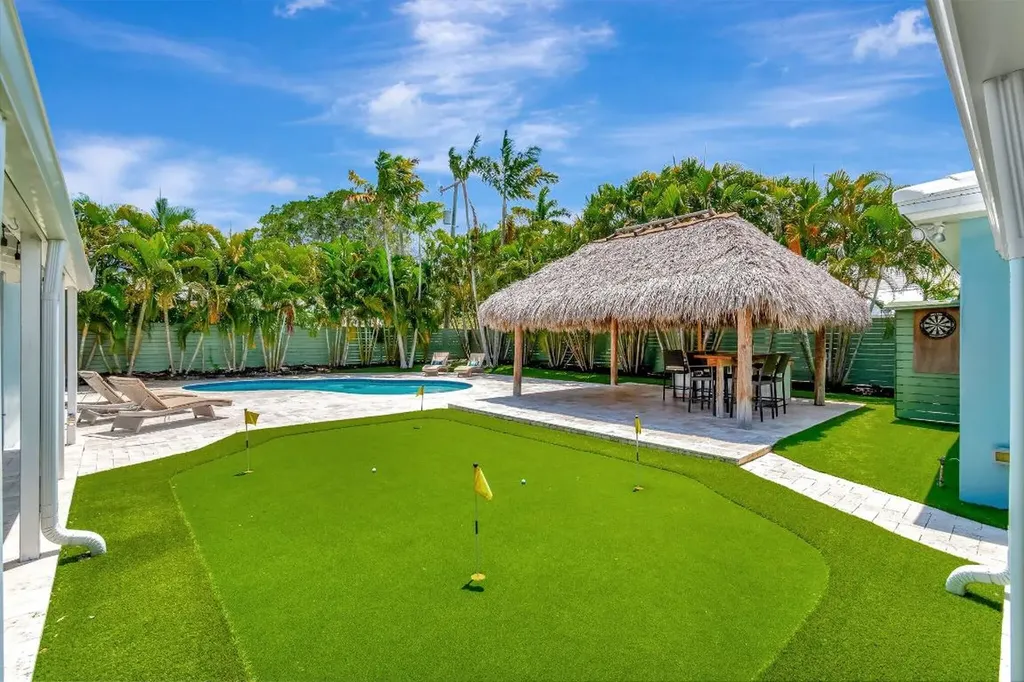 1220 N Swinton Avenue Delray Beach FL 33444