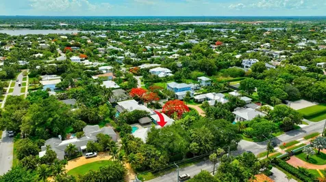 1220 N Swinton Avenue Delray Beach FL 33444
