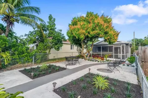 610 N D Street Lake Worth Beach FL 33460
