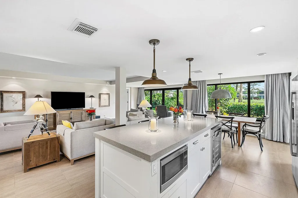 3954 Quail Ridge Drive N Boynton Beach FL 33436